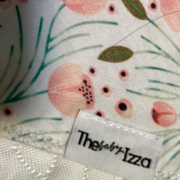 The baby Izza Dog bandana - Picture 3 of 4